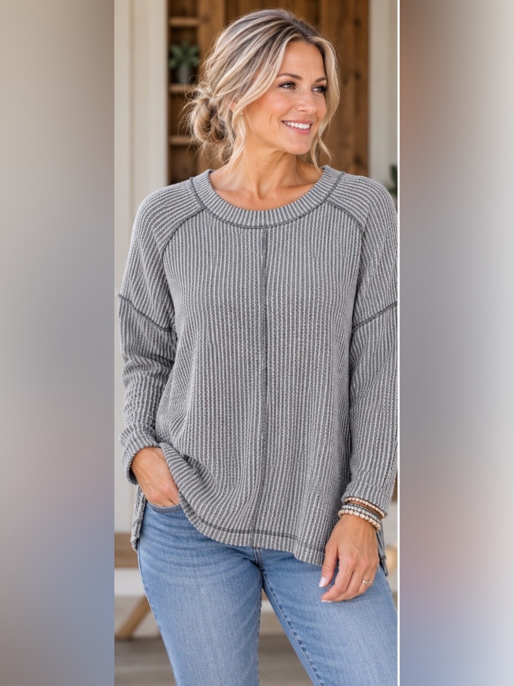 Zenana Outfitters Gray Curly Ribbed Crewneck Sweater NWOT New In Bag